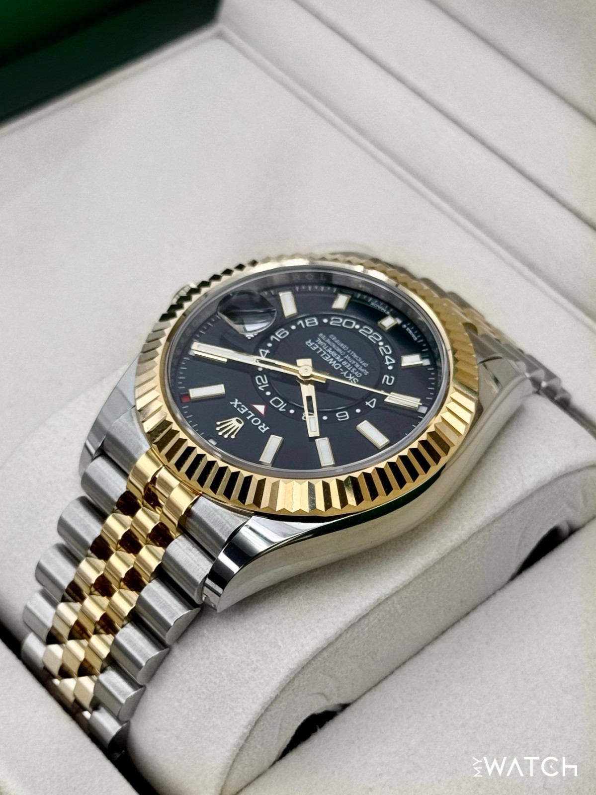 NEW 2025 Rolex Sky-Dweller 42mm 336933 Two-Tone Jubilee Black Dial