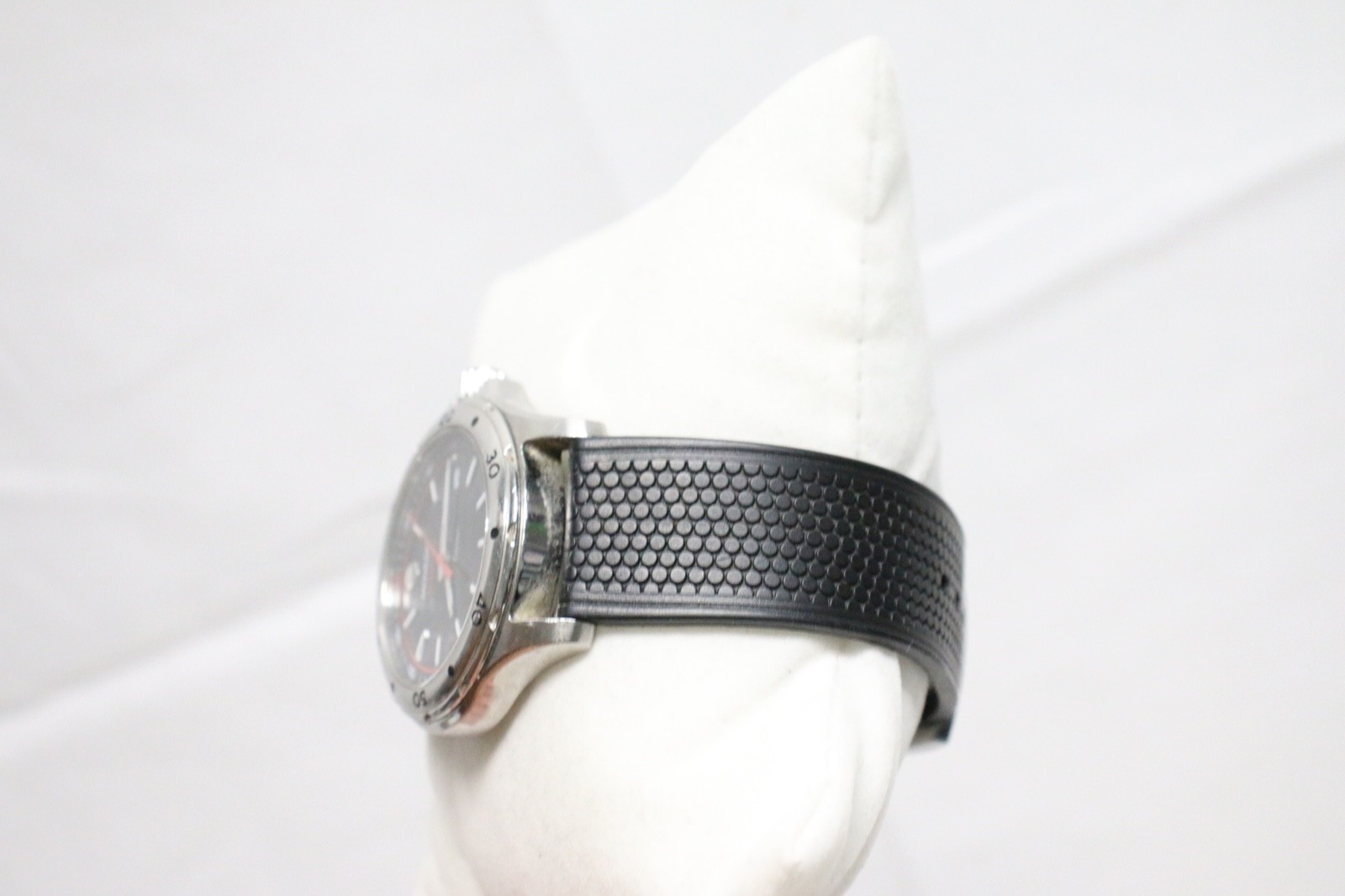 Movado 800 Series Black/Orange Stainless Steel Men’s Watch 11330890