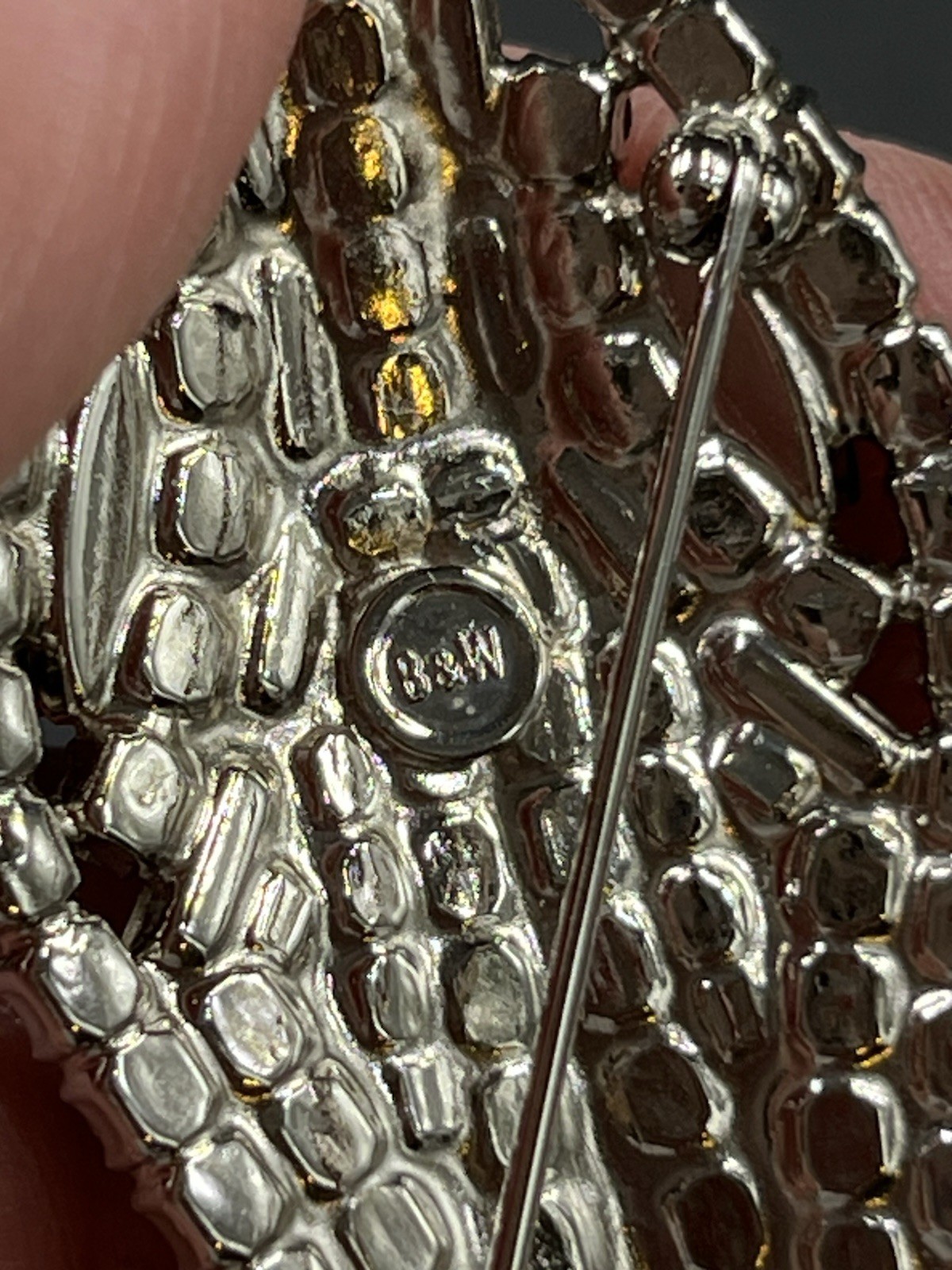 Butler & Wilson Signed Clear Rhinestones Articulated Lizard Brooch 9.5” In Box