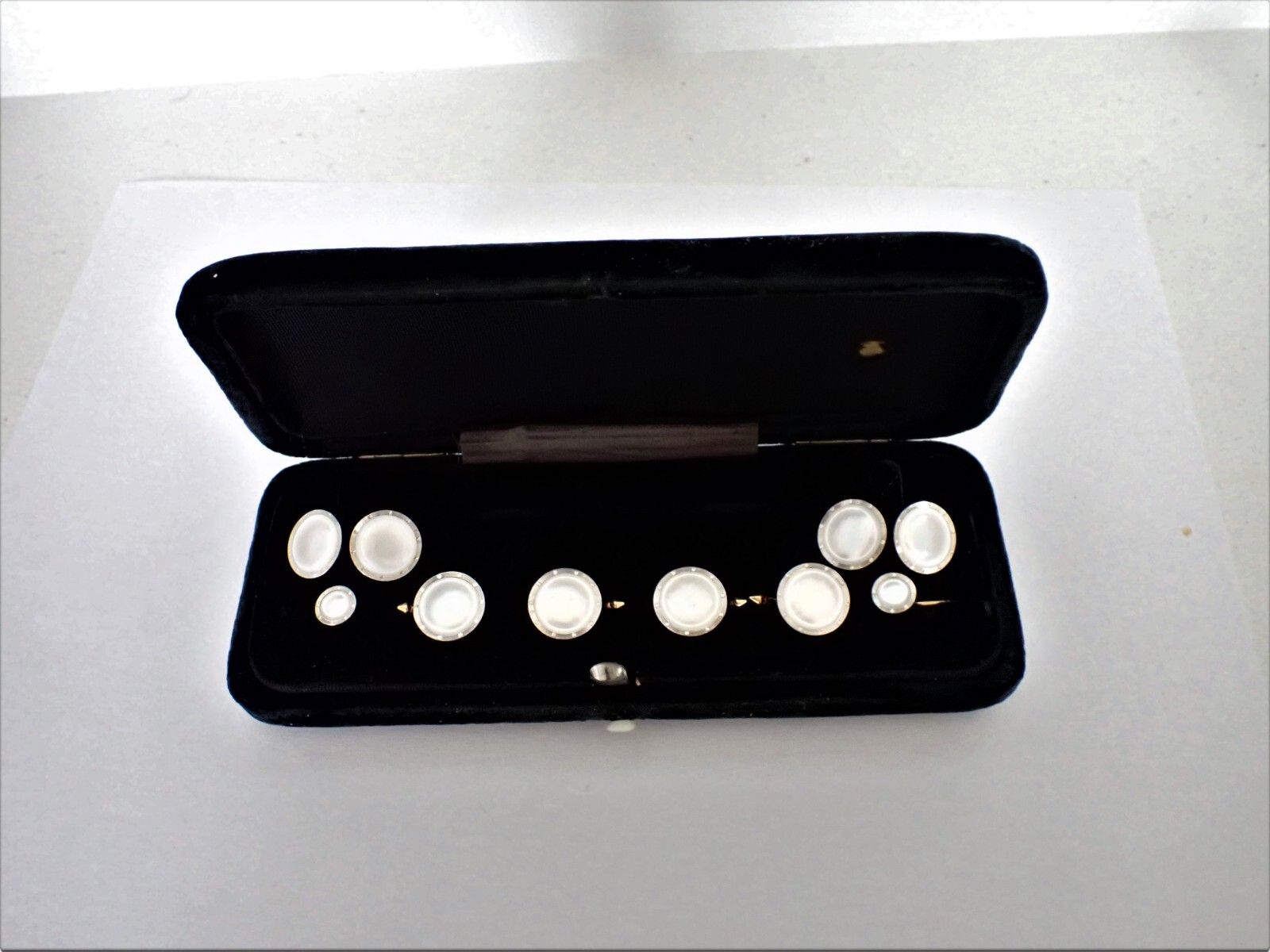 Art Deco Larter & Sons 14K Yellow & White Gold Mother Of Pearl Cufflinks Set Box