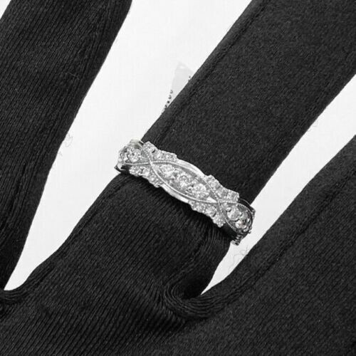 14k White Gold 0.90 CT Diamond Ladies Band, 4.2gm, Size 7, S104406