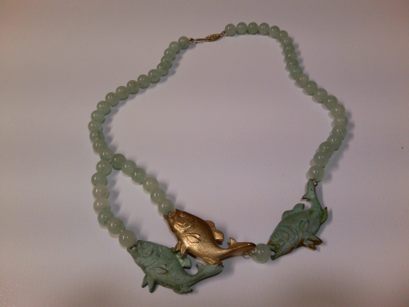 Vintage jade and metal koi fish pendant & necklace 19″