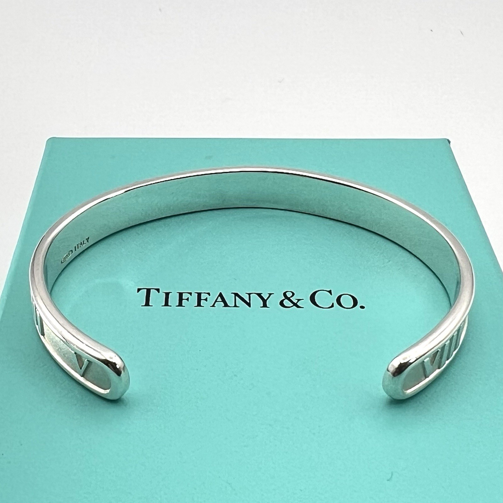 Tiffany & Co Atlas Cuff Bangle 925 Silver 16cm / 6.3in Vintage 1995 Pouch Box