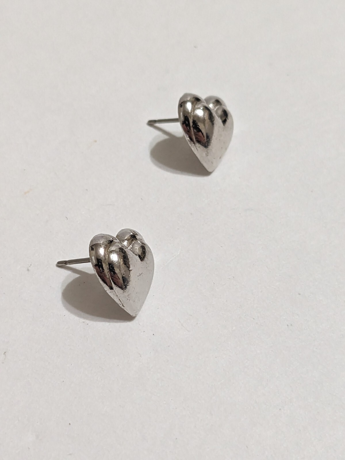 Silver Tone Heart Stud Earrings. Pierced. Textured Back. Modern. 1/2″.
