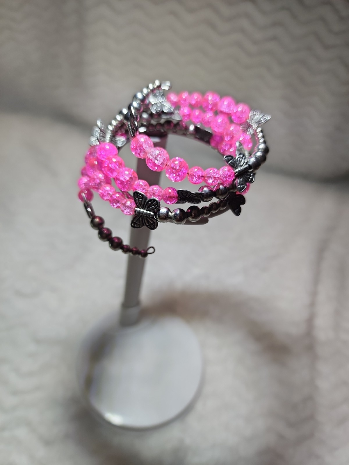 Hot Pink Crackle Glass Memory Wire Bracelet – Multi-Row Butterfly Stack