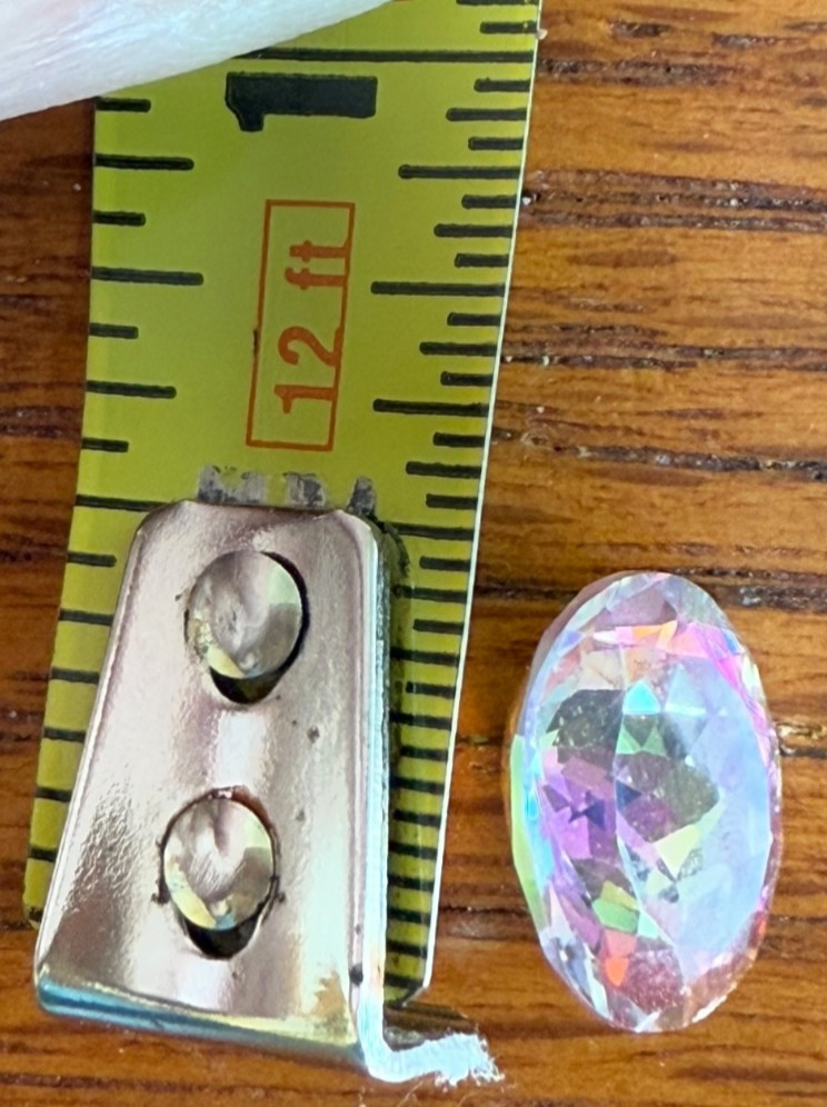 Sparkly rainbow Topaz loose stone approx 3 carats for ring *as is*