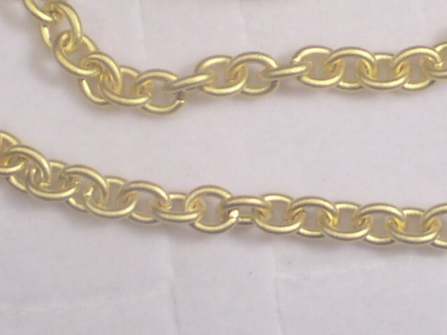 #.. VINTAGE DESIGNER SIGNED PENDENT NECKLACE 18KTEP MATT GOLD FINISH DN1028-14