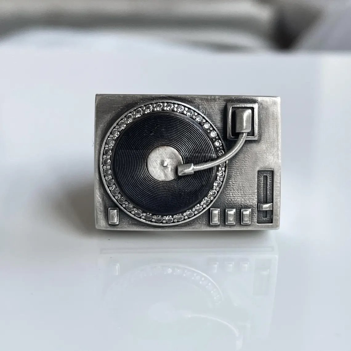 Record Player Signet Ring 925 Sterling Silver Oxidized Ring Duty Free