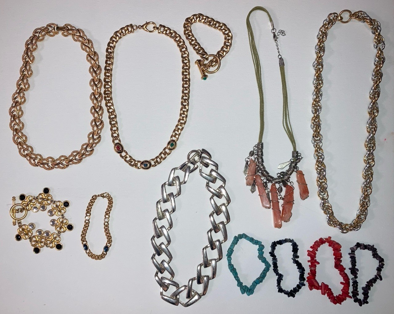 Lot Of 12 Pieces Of Costume Jewelry Stones Metal Bracelets Necklaces Excellent