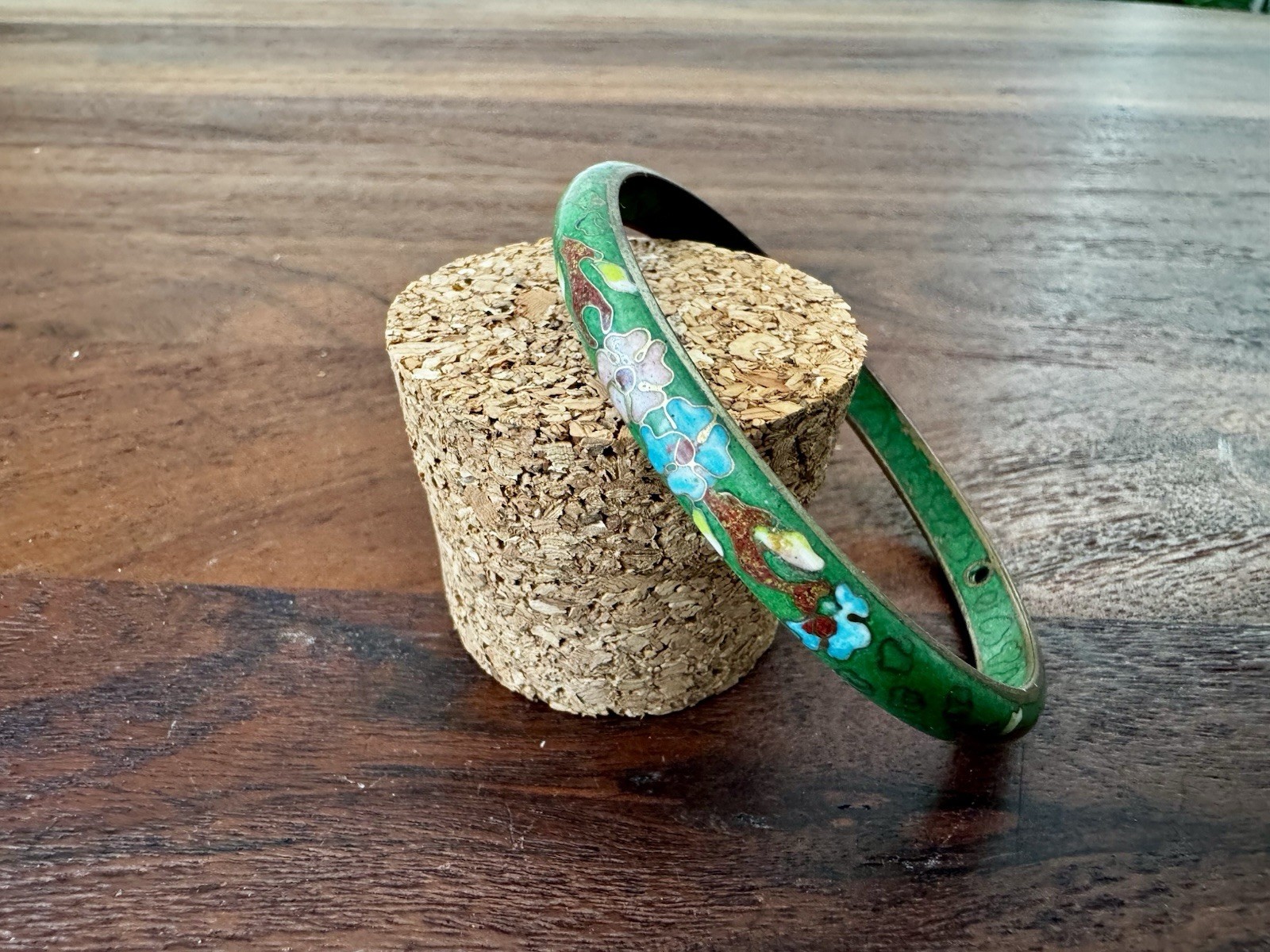 Vintage Green Brass Floral Design Cloisonne Enamel Skinny Bangle Bracelet Asia
