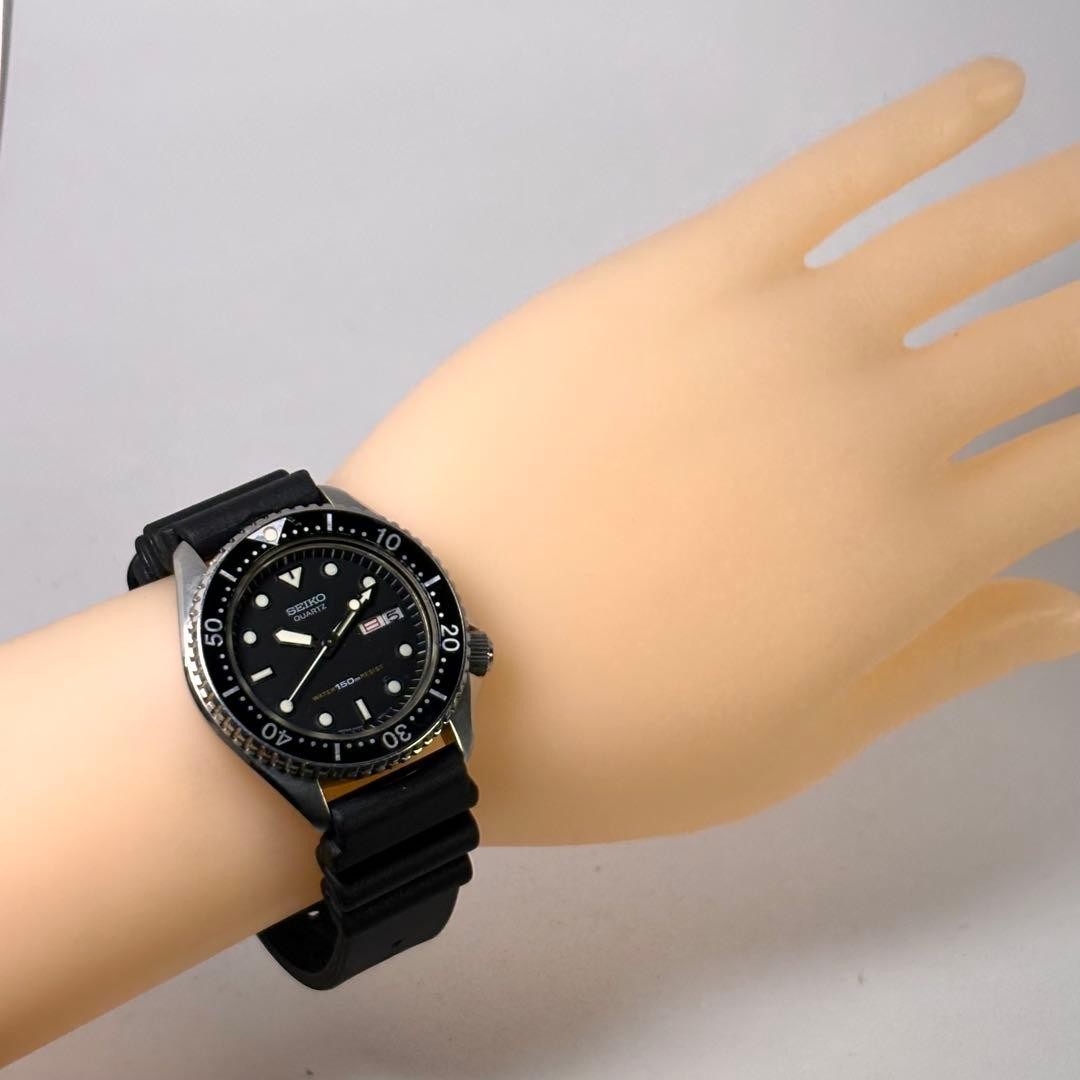 Seiko Diver Watch 150m Quartz 38mm Black Vintage Working Condition