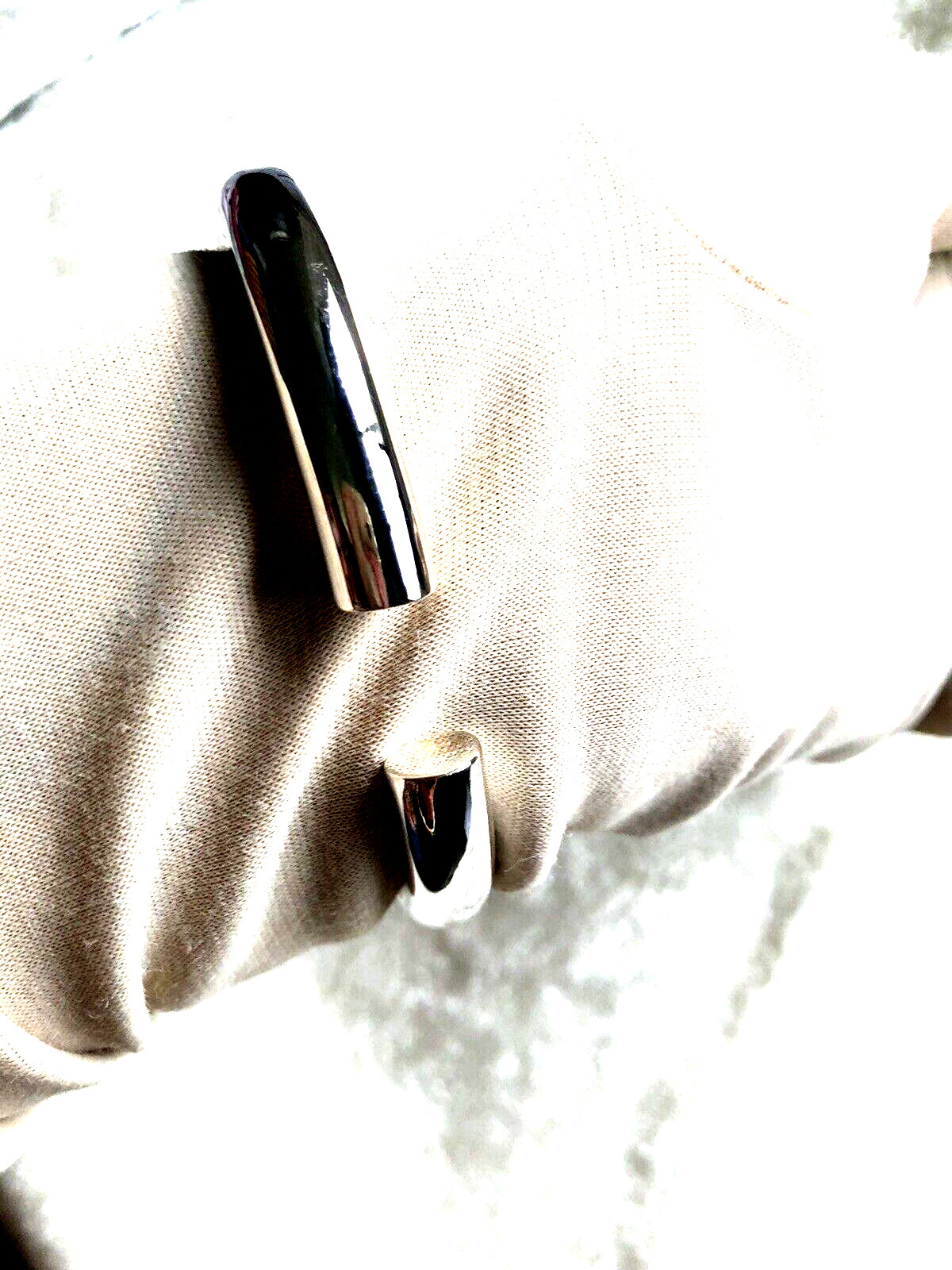 ULTRA FINE 950 SILVER HINGED BANGLE, SMALL (M4036-23)