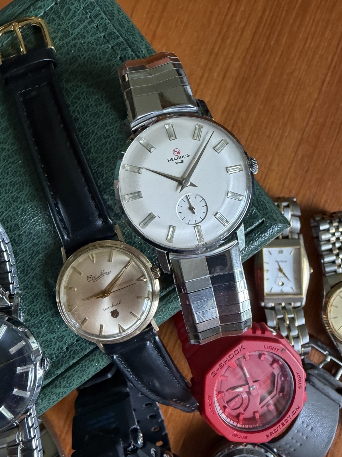 Watch Lot – Waltham, Lucien Piccard, Helbros, NOS Daytona Homage & More Untested
