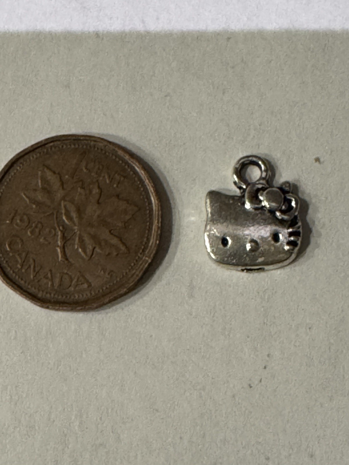 Hello Kitty 2007 Charm Sanrio 1976, 2007 Bracelet Necklace Jewelry Vintage Retro