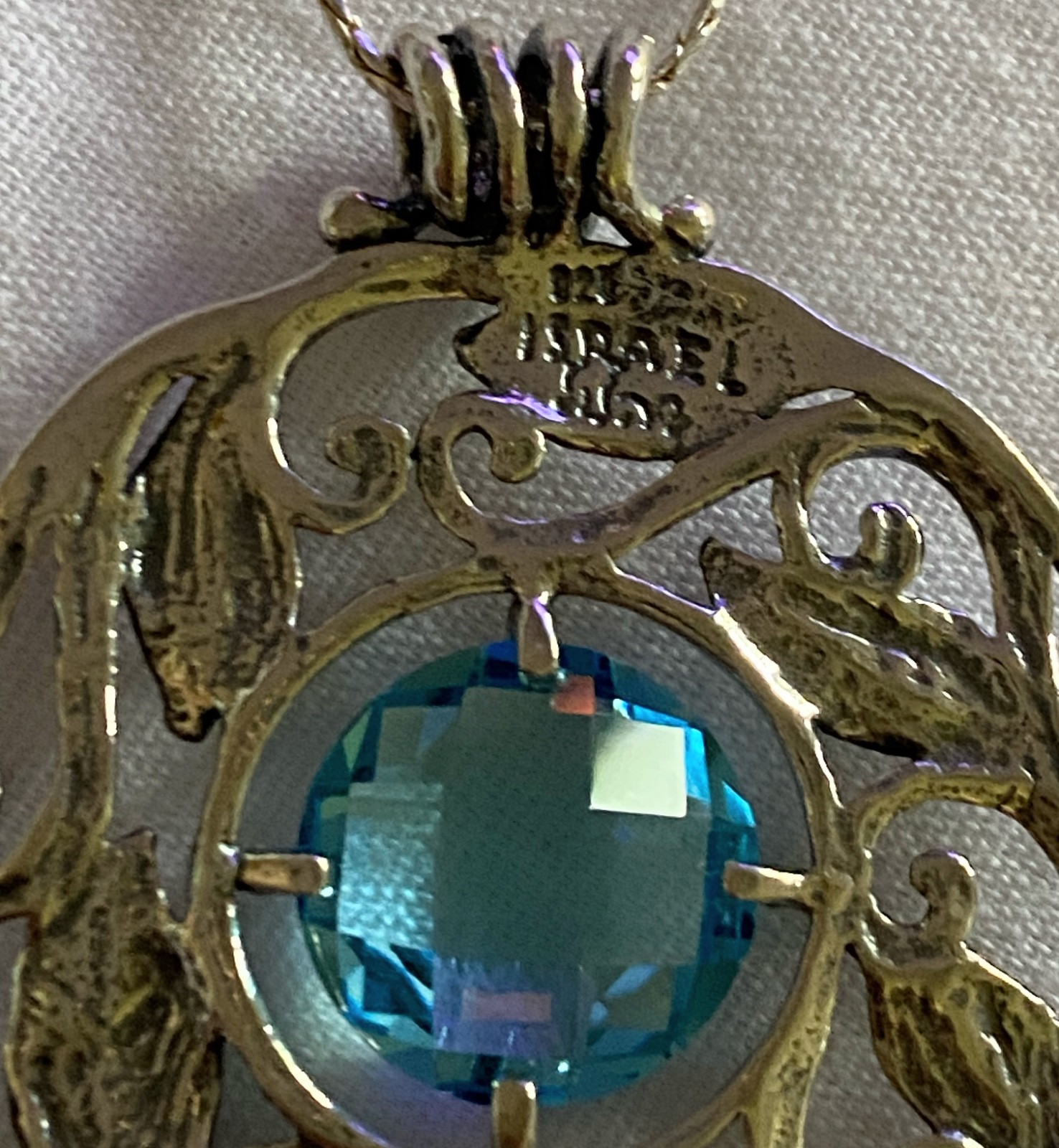 DIDAE SS 925 Facetted Blue Glass & Leaf Accent Pendant 18” Chain Necklace ISREAL