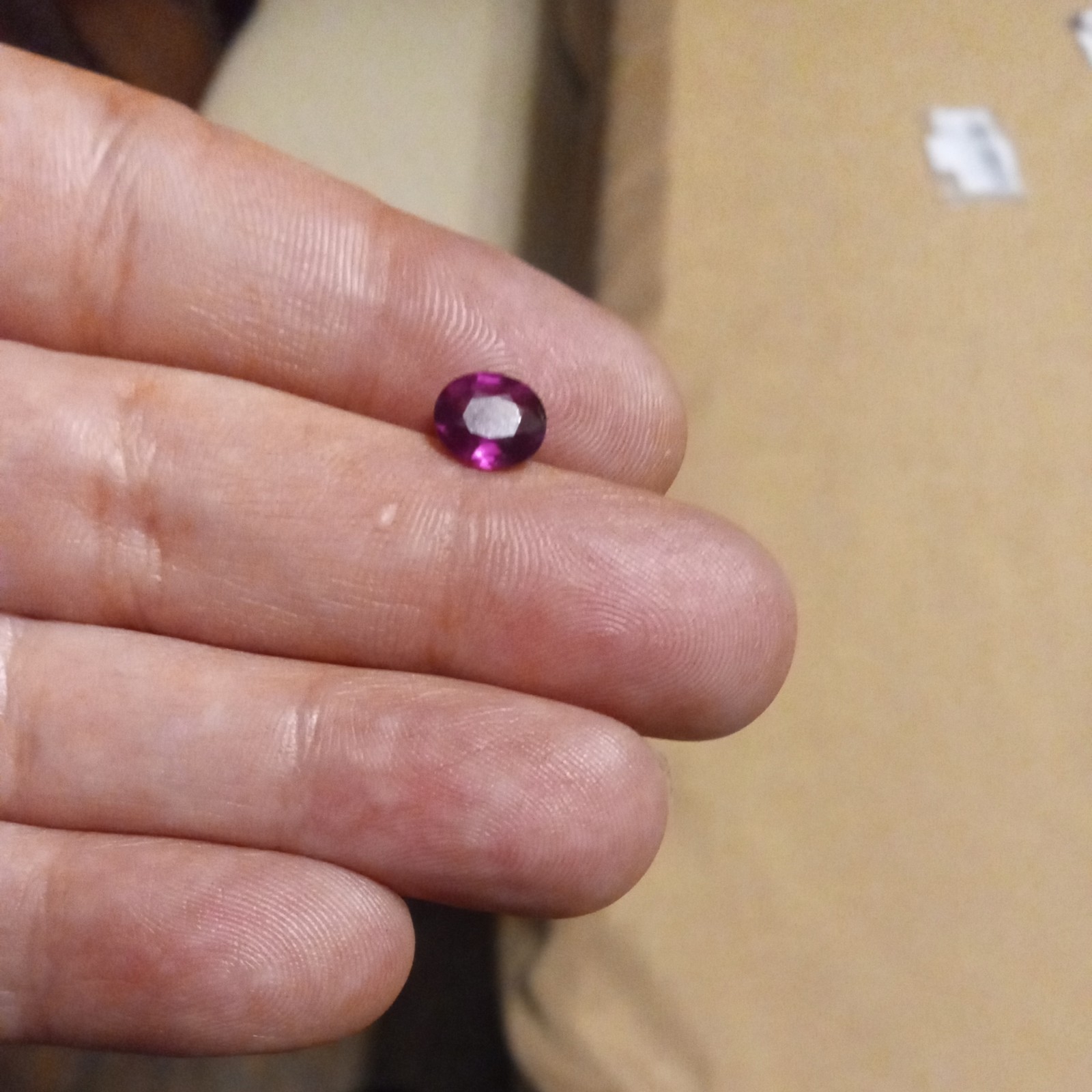 1.83 ct natural pinkish purple rhodolite Garnet oval shaped beautiful