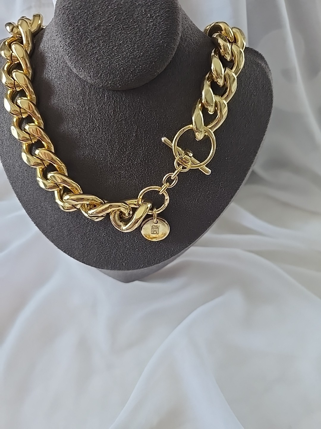 1AR M Italy by UnoAerre 18″ Heavy Gold Tone Metal Necklace Bracelet Set