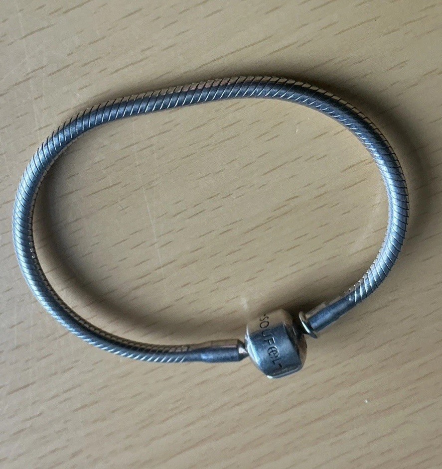 925 Silver Snake Chain Bracelet / Size Small / 16cm/ Signed Soufeel