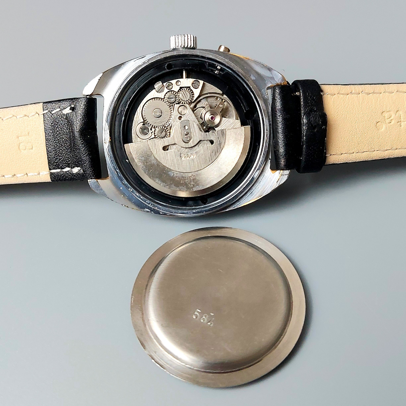 Vintage Men’s Watch Sekonda Automatic Soviet Wristwatch 25 Jewels Serviced