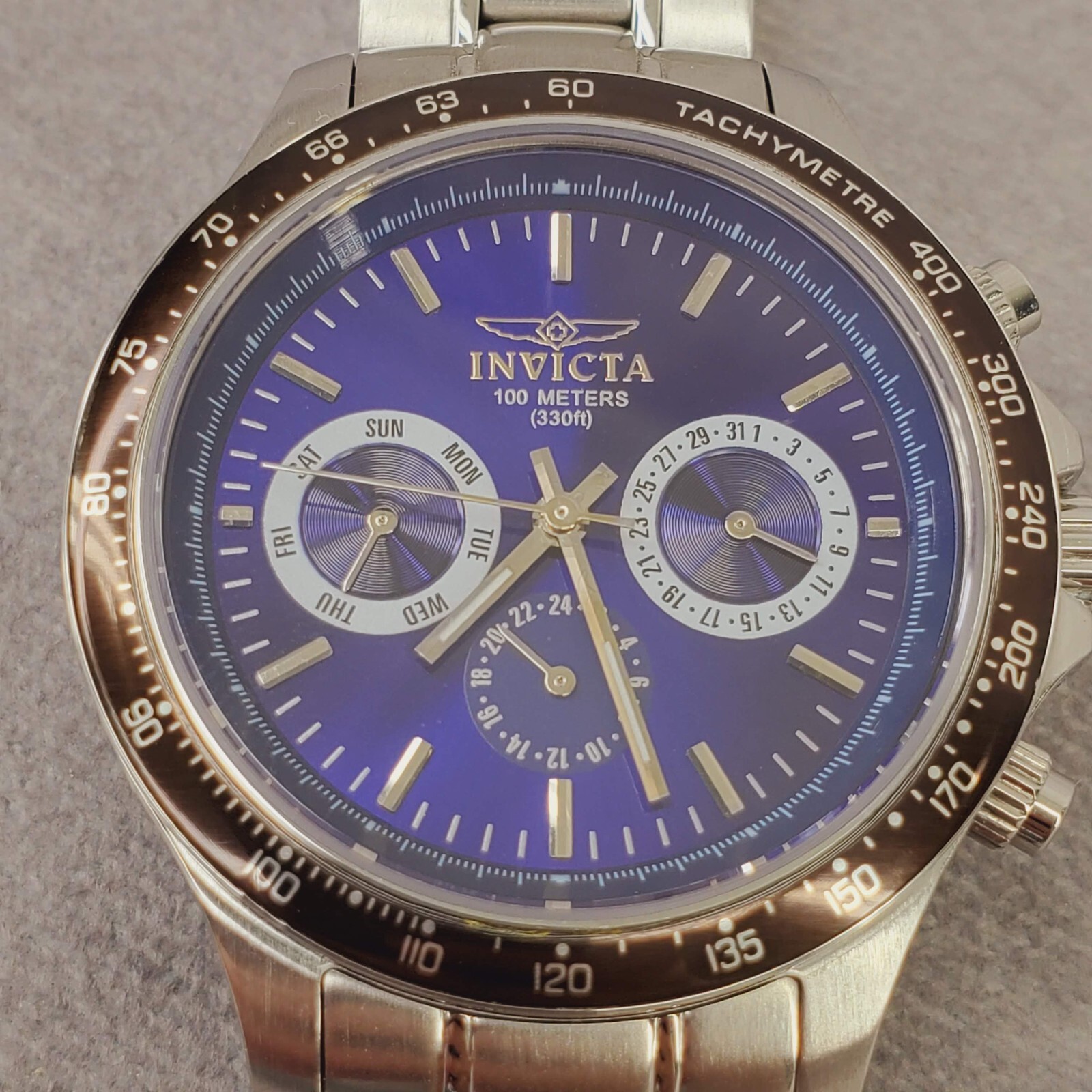 Rare Invicta Watch Model 2902 Tachymetre Limited Edition – 3 Slot Case Rose Gold