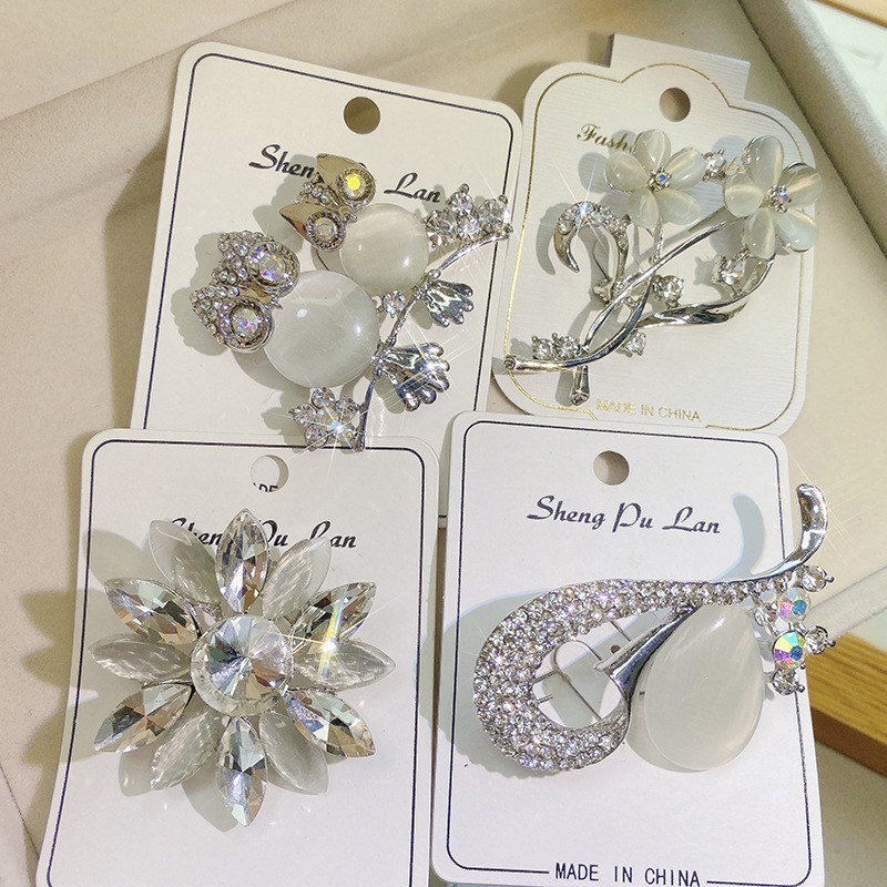 Bulk 12pcs Mix Crystal CZ Pearl Floral Brooches Lot Random Wedding Gift Jewelry