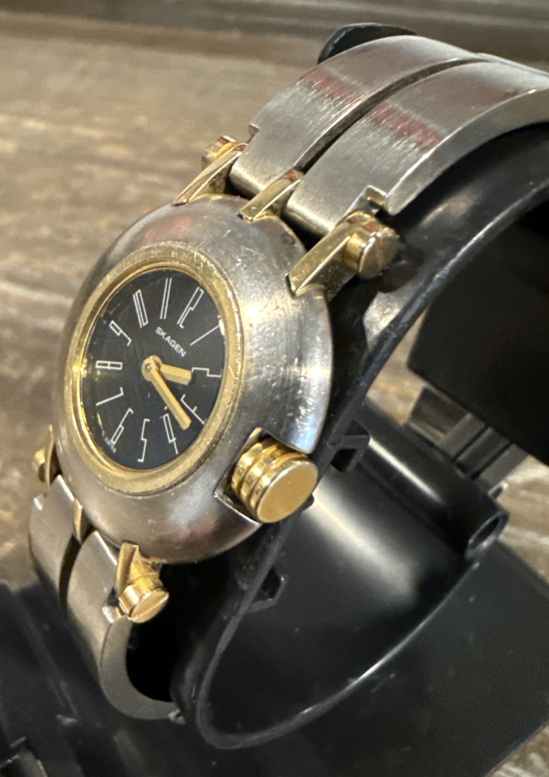 SKAGEN TIVOLI 1990’s Stainless Vintage Designer Watch Women Denmark ~ New Batt.