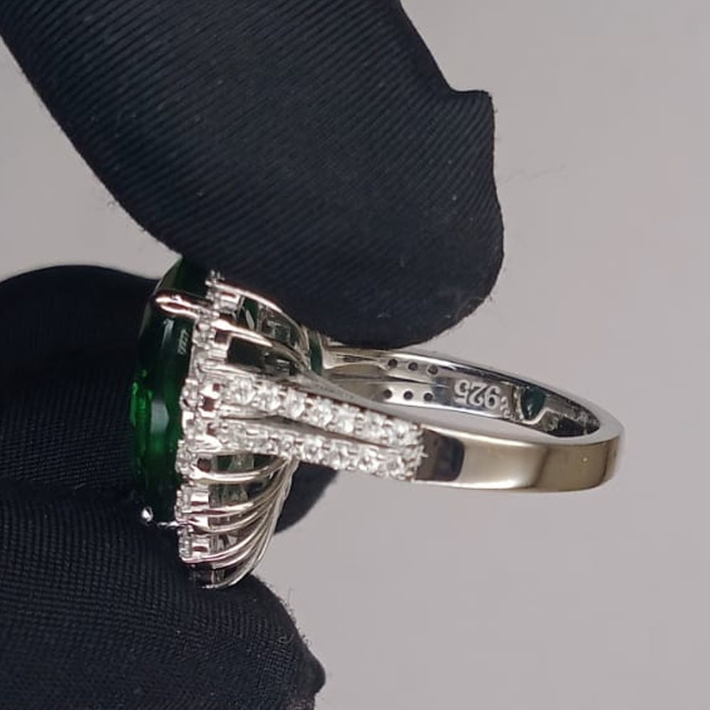 7.80Crt Pear Cut Natural Emerald and Diamond Wedding Ring 18K White Gold Plated