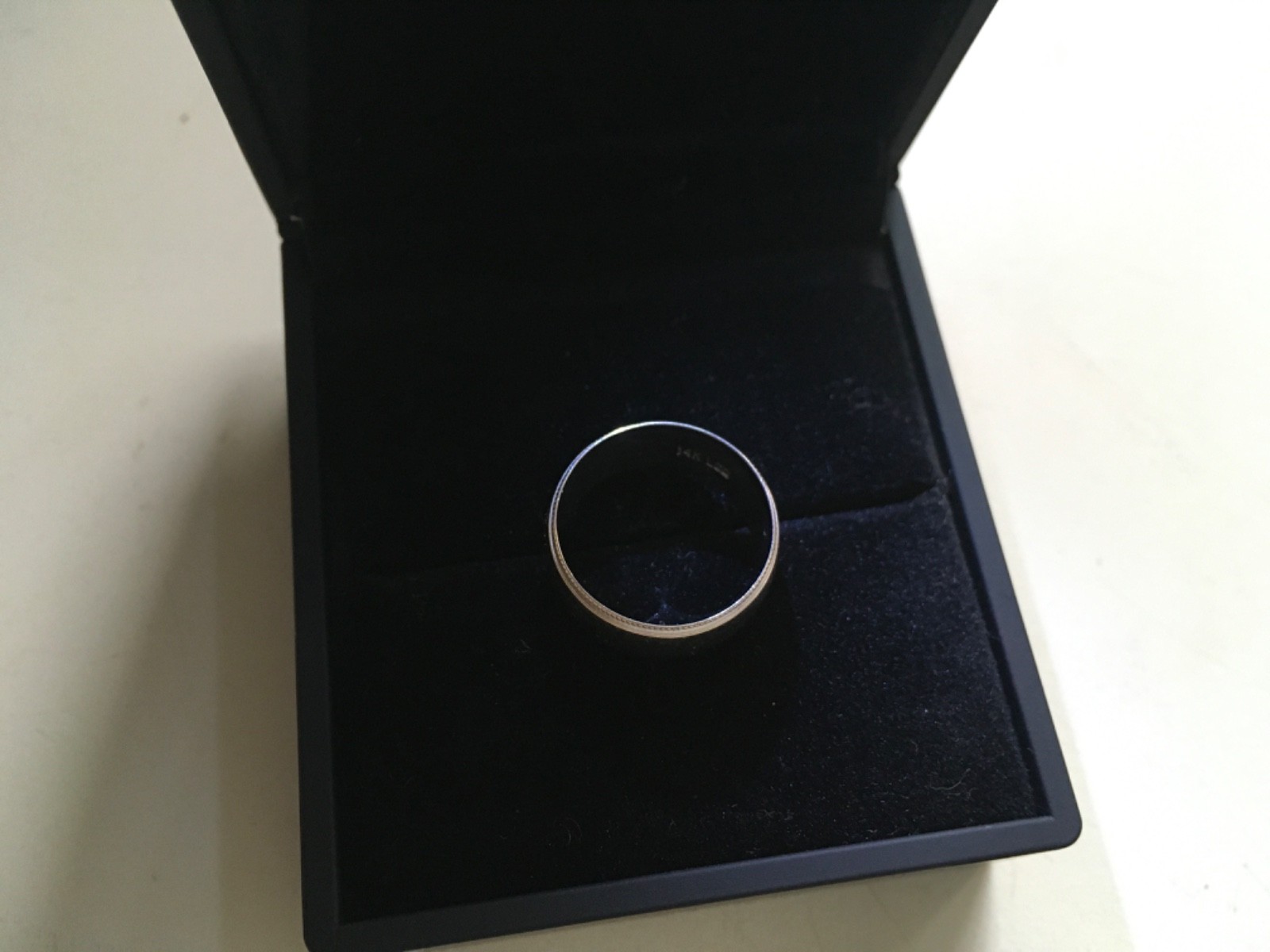 VINTGE ESTATE APROX 8 mm TALL WIDE STAMPED 14k WG BAND RING SZ 4.75 APPROX 4g