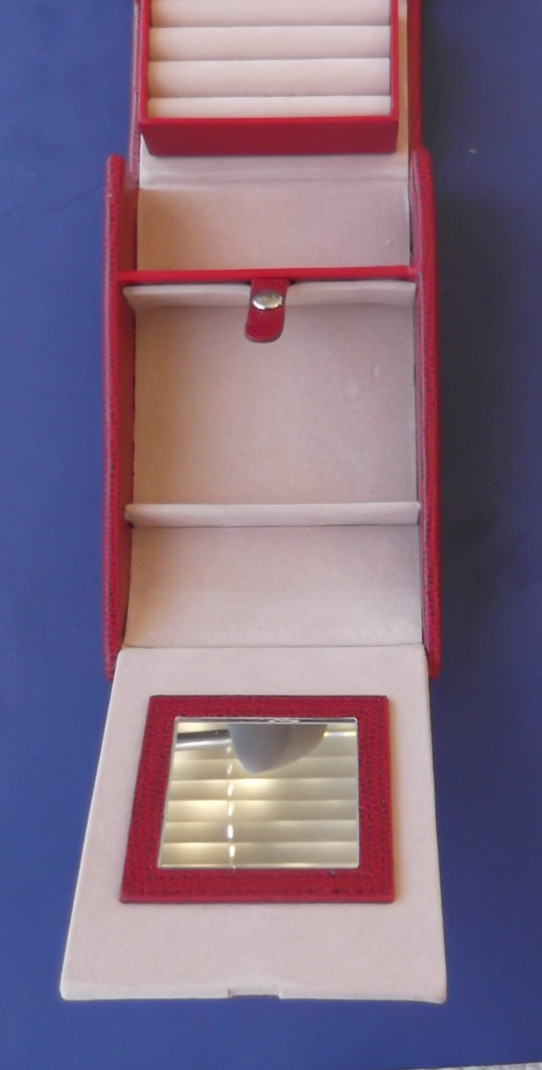Red Heritage by Wolf Faux Leather Small Fold Out Jewelry Box Travel Case