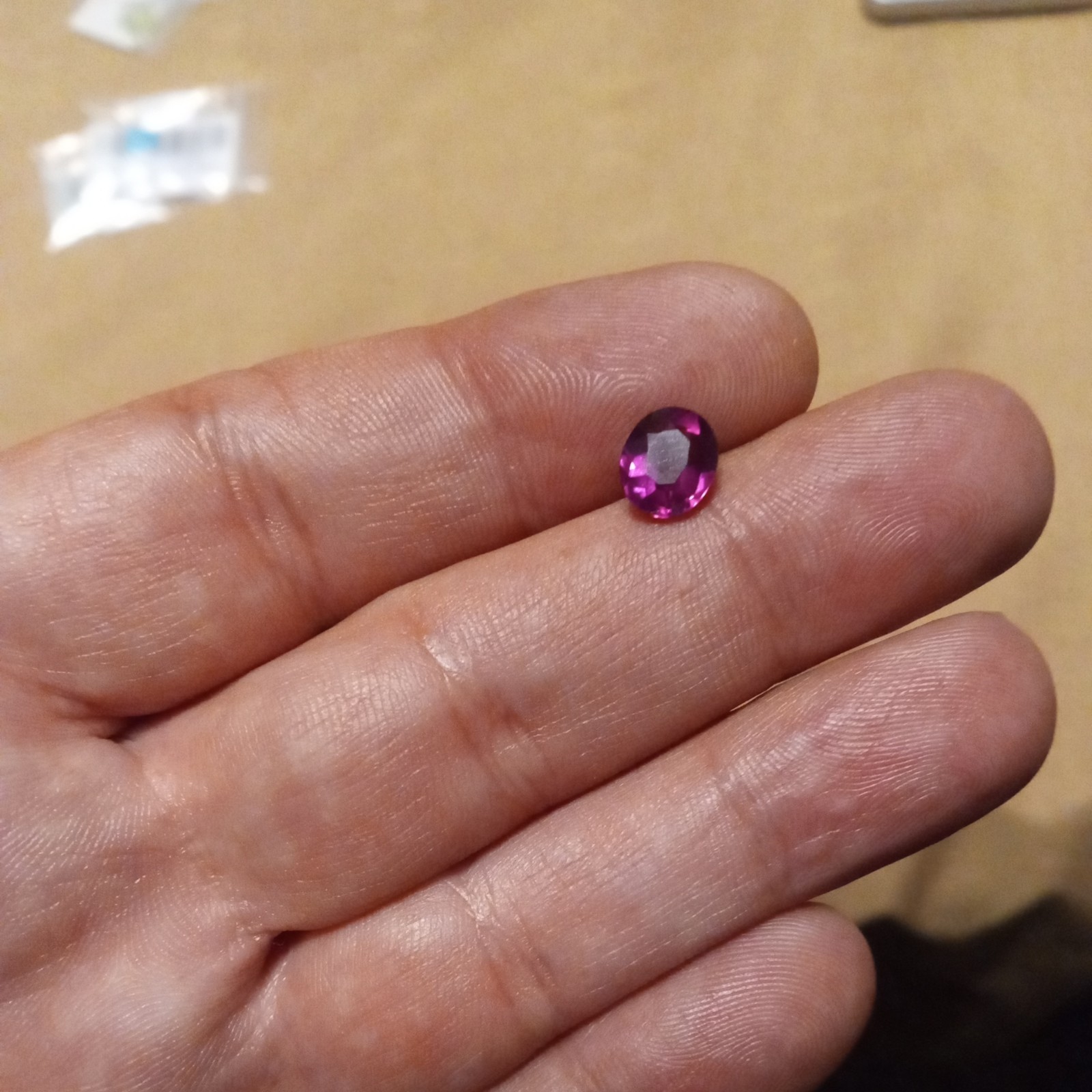 1.83 ct natural pinkish purple rhodolite Garnet oval shaped beautiful
