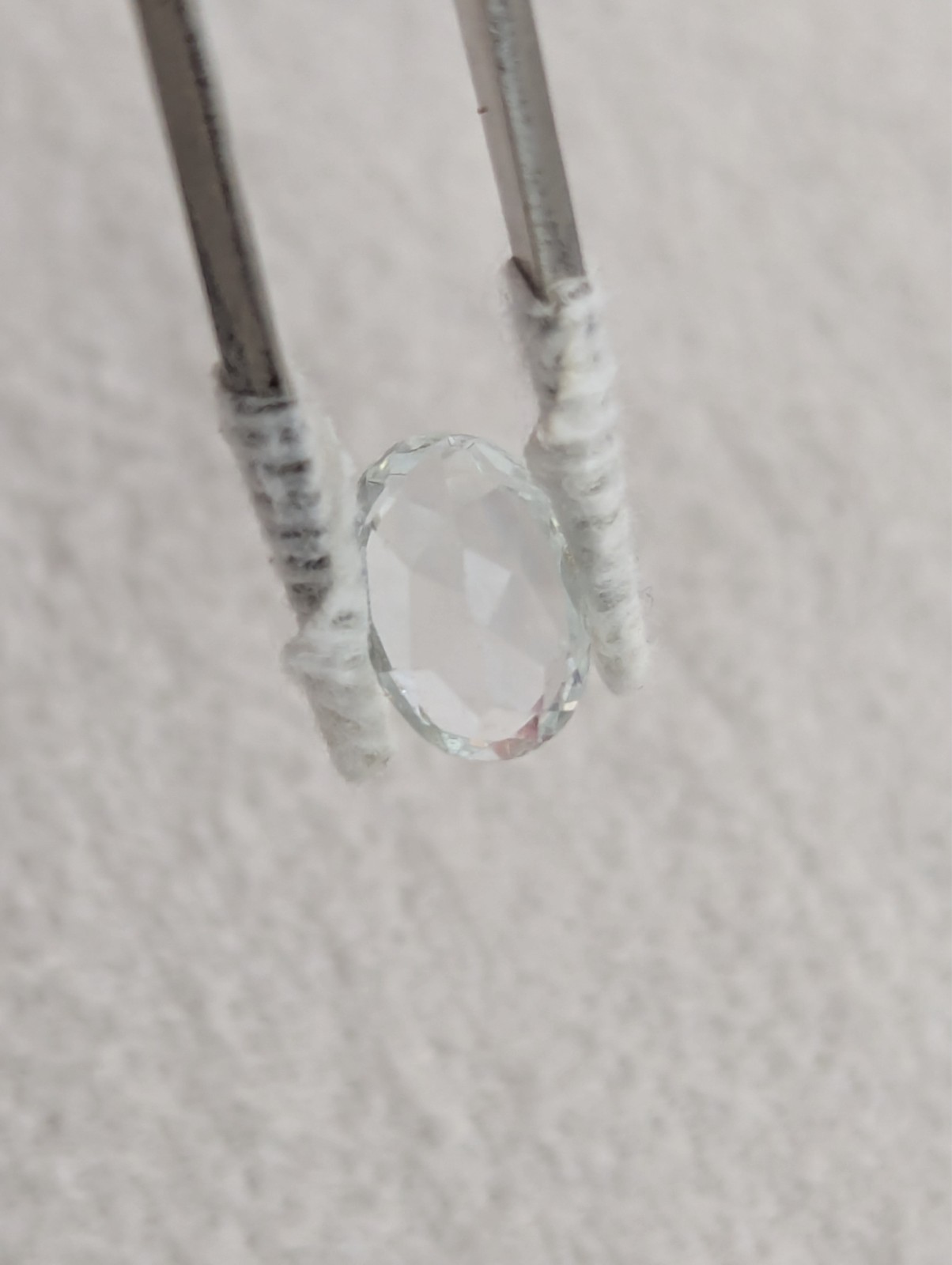 Aquamarine Clear Faceted Gemstone 2.3 carat (0.47g) 10.3 x 7.0 x 5.0 mm