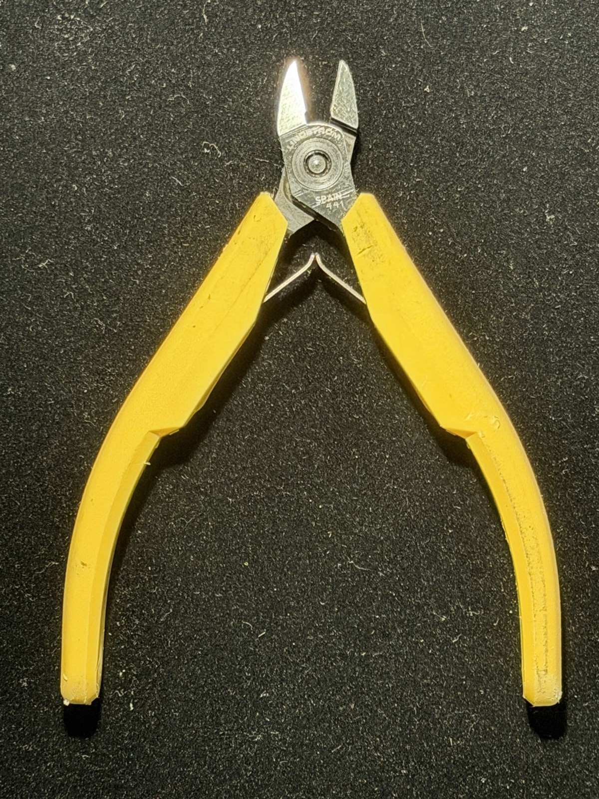 Lindstrom Lindström 8140 Diagonal Cutting Nipper – 0.2 – 1.25 mm Copper Wire