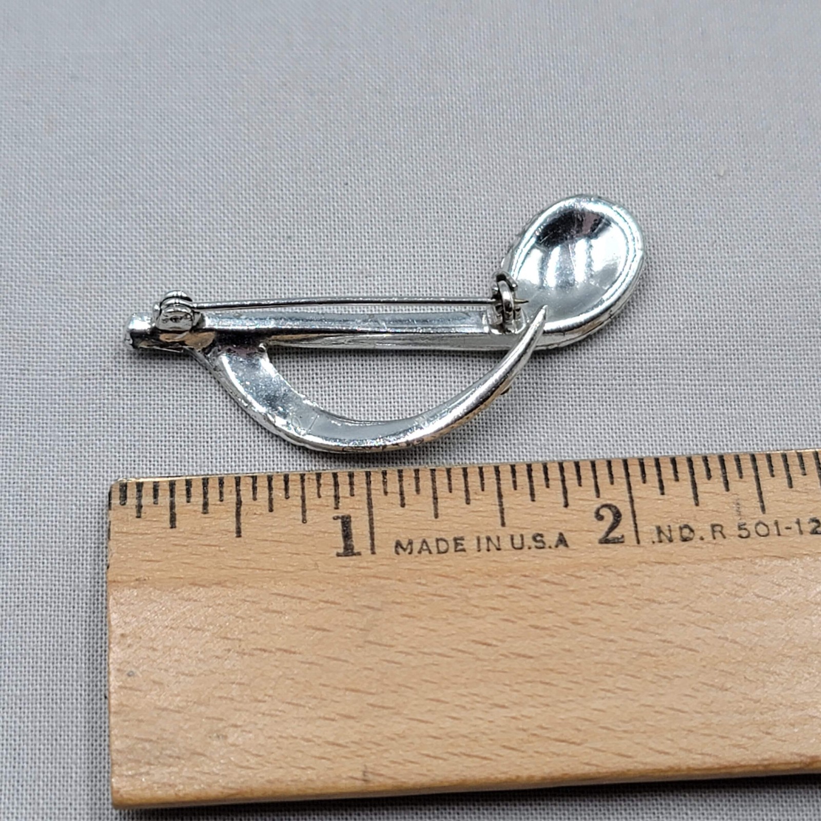 Vintage Music Note 8th Note Brooch Silver tone Clear Rhinestone Baguette 2″