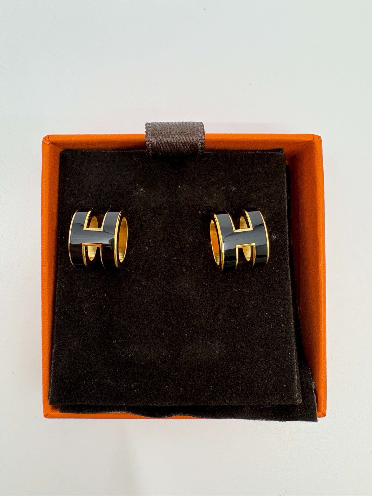 Hermès Mini Pop H earrings in black enamel with gold-plated RM26060075