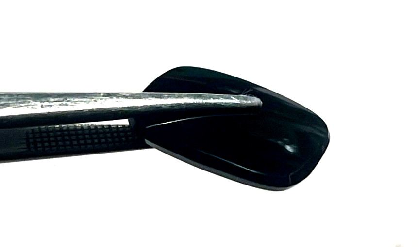 ONE (1) PCS BLACK ONYX 18X13 MM FLAT ANTIQUE SHAPE AS PICTURED BELOW WHOLESALE