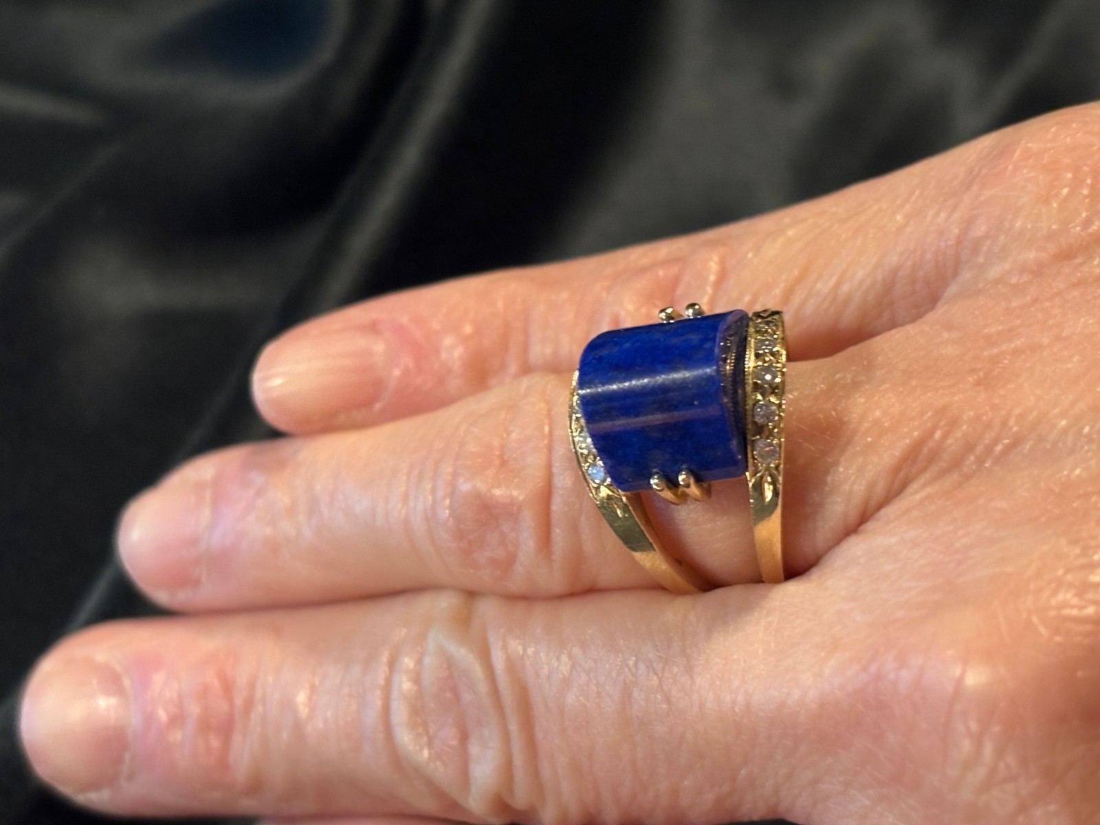 Vintage 14k Yellow Gold Lapis Lazuli & Diamond Ring, Size 7.25, 8 Grams