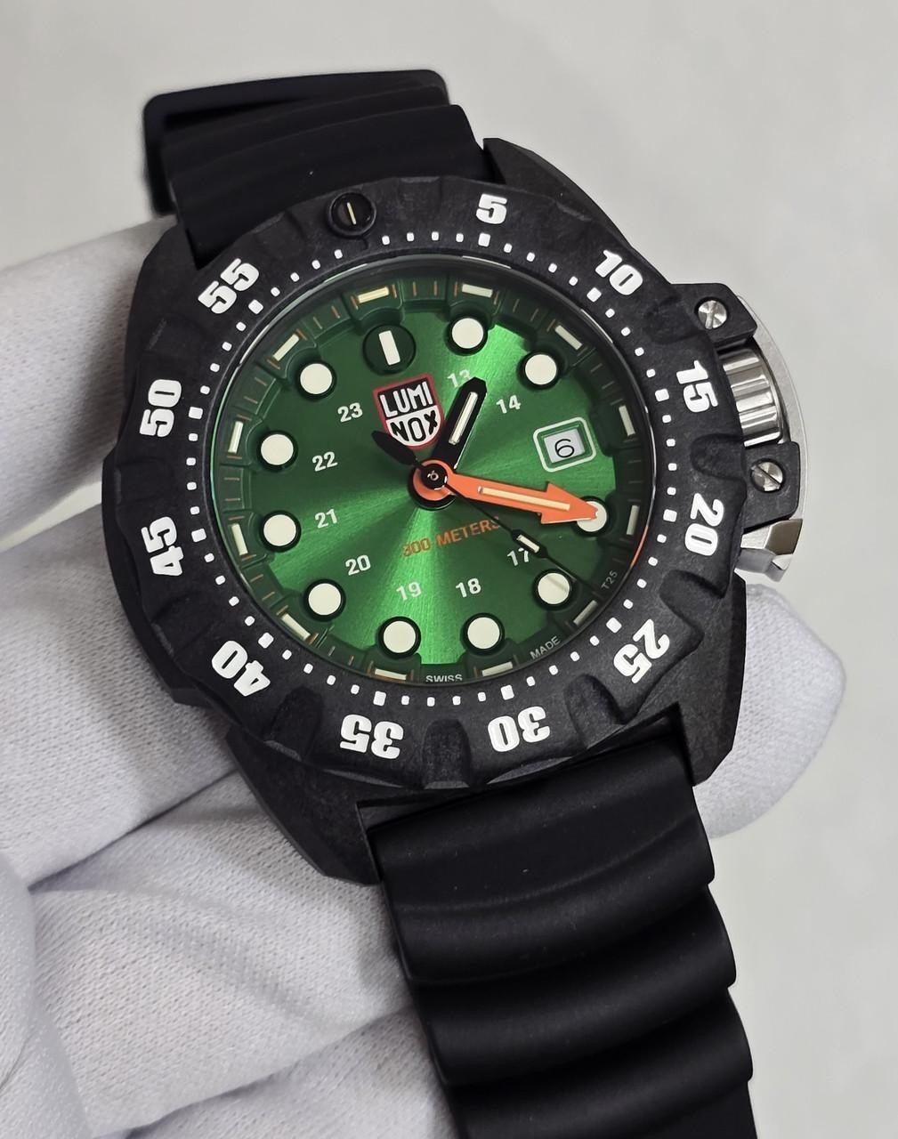 Luminox Scott Cassell Deep Dive 45mm Green Dial Rubber Men’s Watch XS.1567