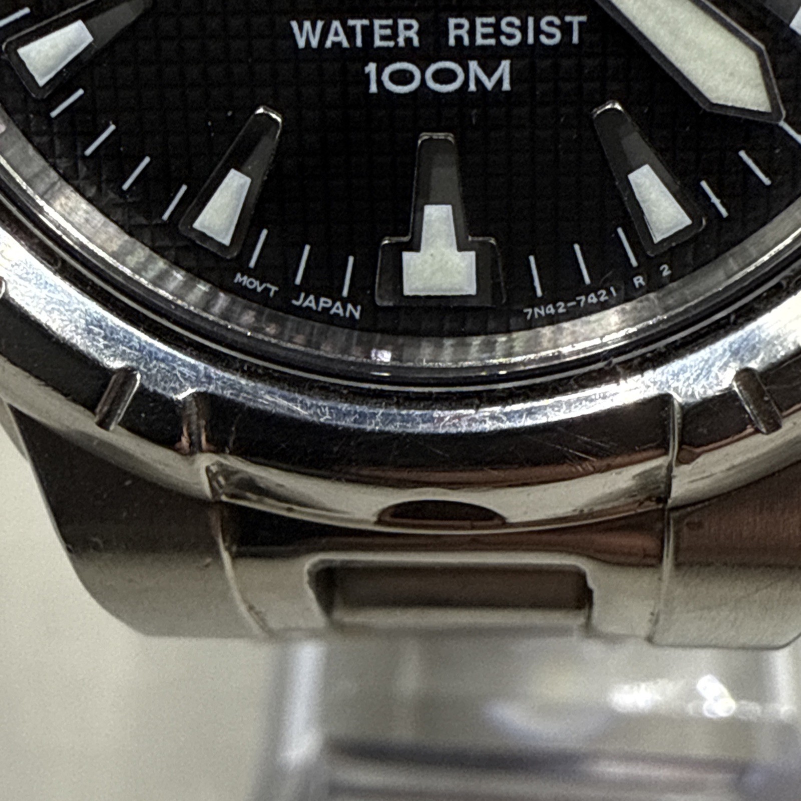 Vintage SEIKO MEN’S 7N42-7189 RETRO WORKING 100M QUARTZ ANALOG WATCH S/S 0211