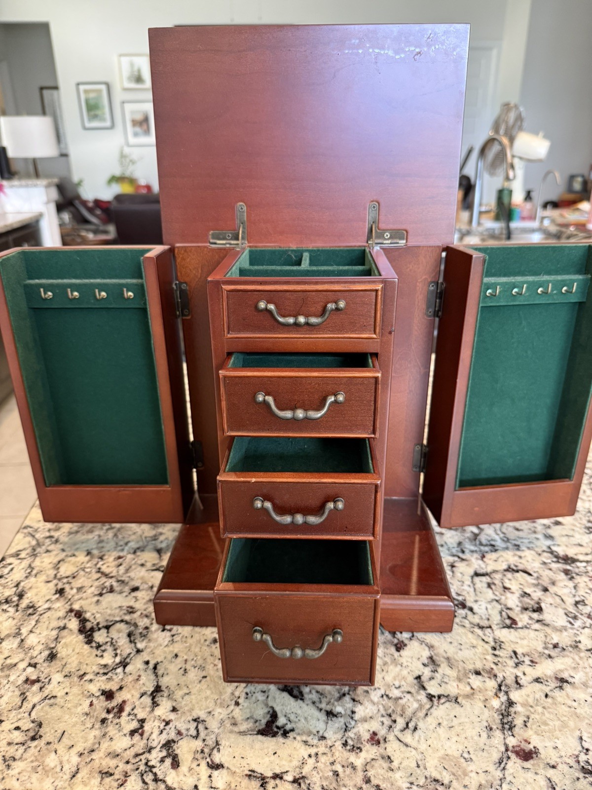 Bombay Company Jewelry Box Chest with Swing Out Necklace Compartments 1997