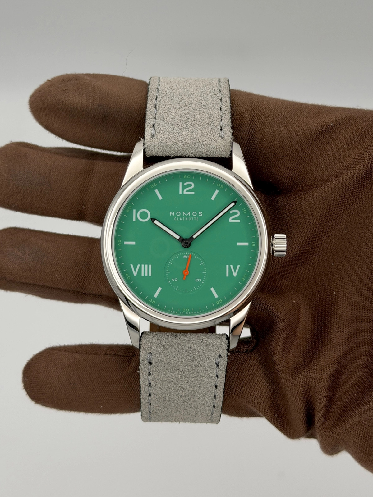 2026 Nomos Club Campus 38 Electric Green Steel Back 38.5mm Stainless Steel 726