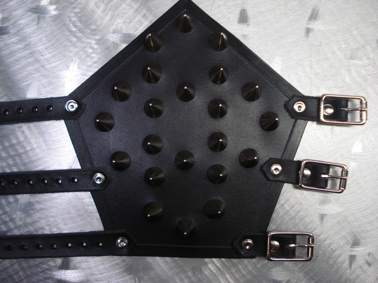 LEATHER CONE SPIKE GAUNTLETS. BLACK DEATH (MDLG0099)….. ANGEL CORPSE’S
