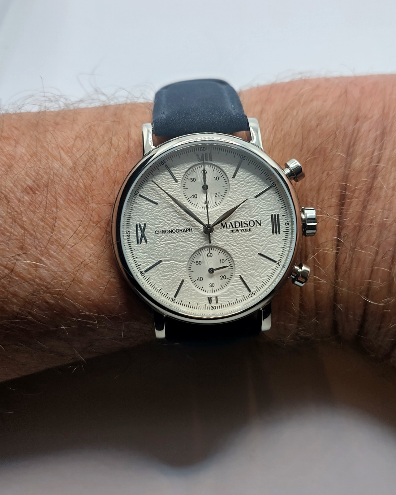 Unworn Madison New York Seventh Avenue Chronograph Quartz Watch Ref:MA011013-1