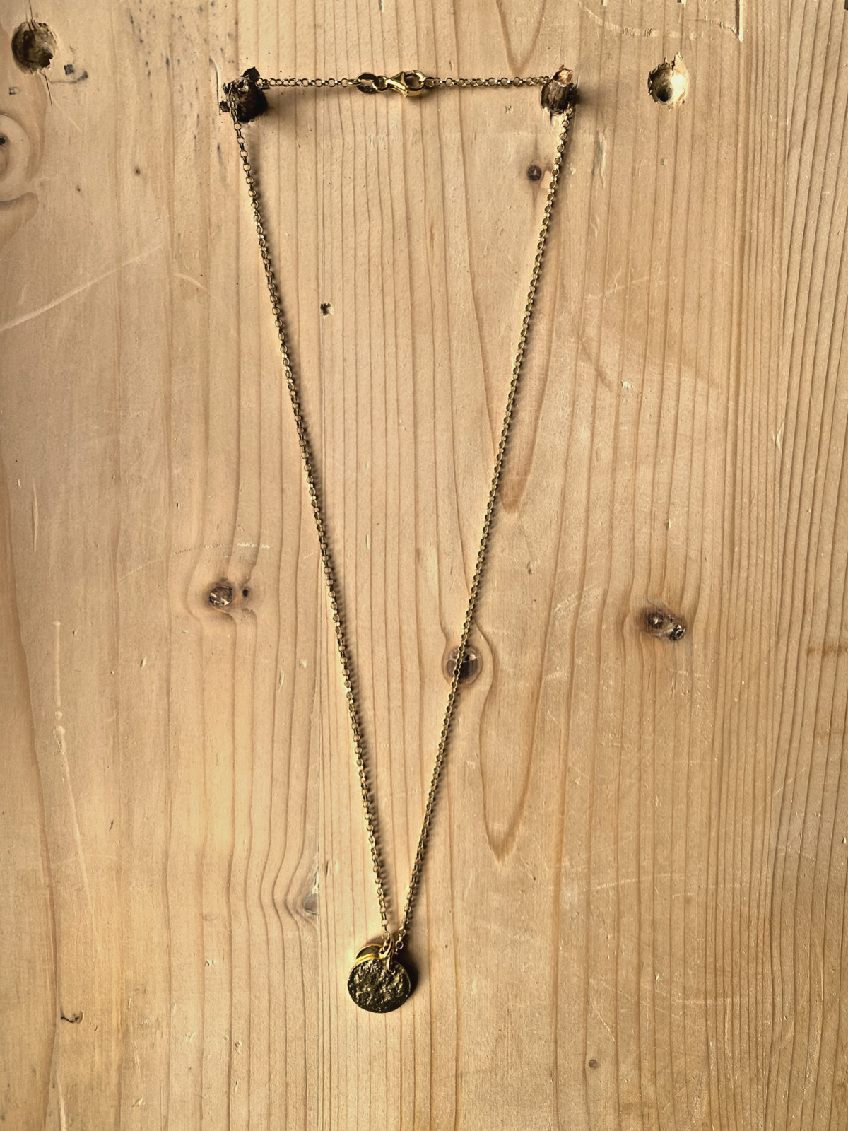 ::925 SILVER CHAIN GOLD PLATED WITH ROUND PENDANT CLASSY DESIGN HALLMARK FILIGREE