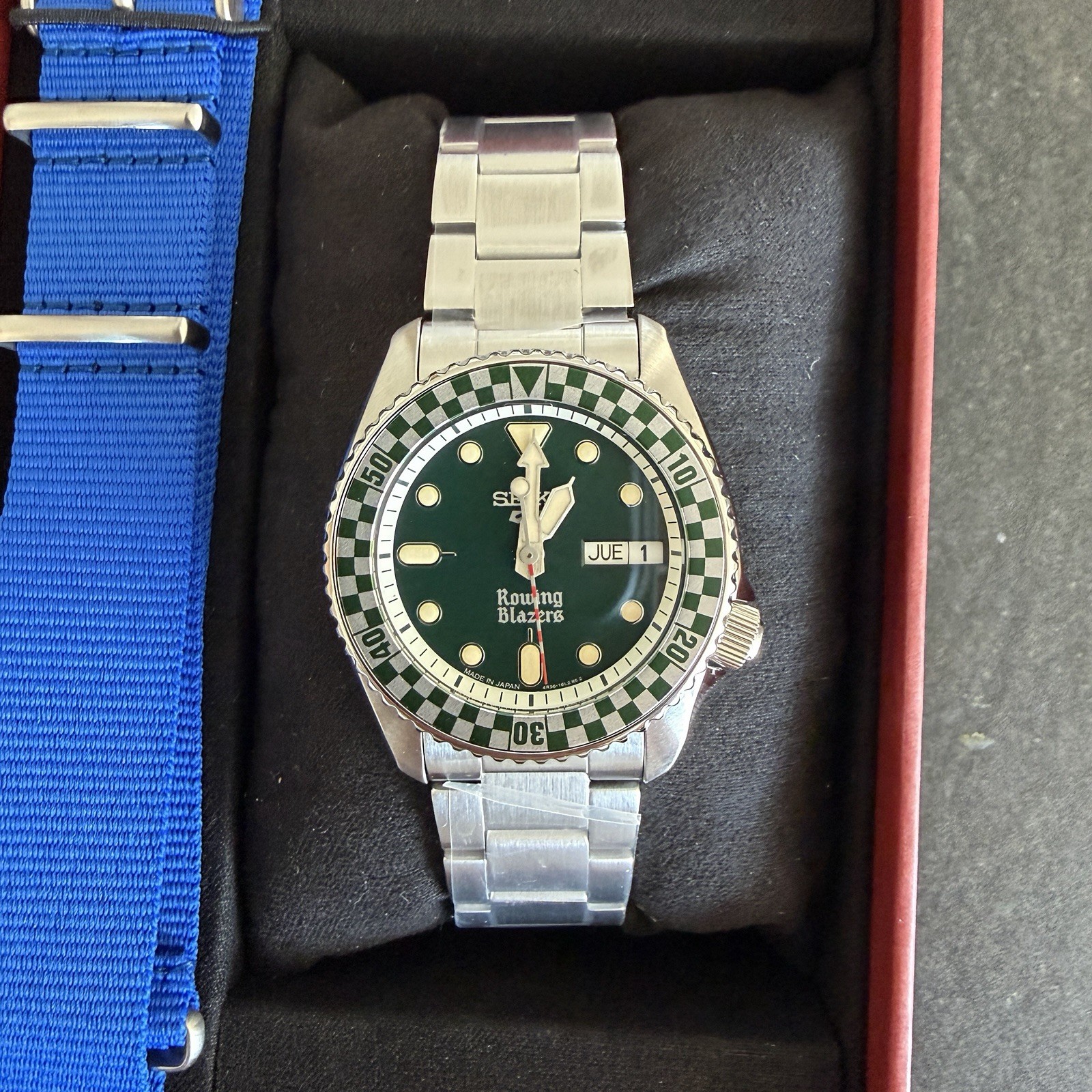 Seiko 5 X Rowing Blazers X Wind Vintage Rally – Green 38mm – SRPM21 – 2 Straps