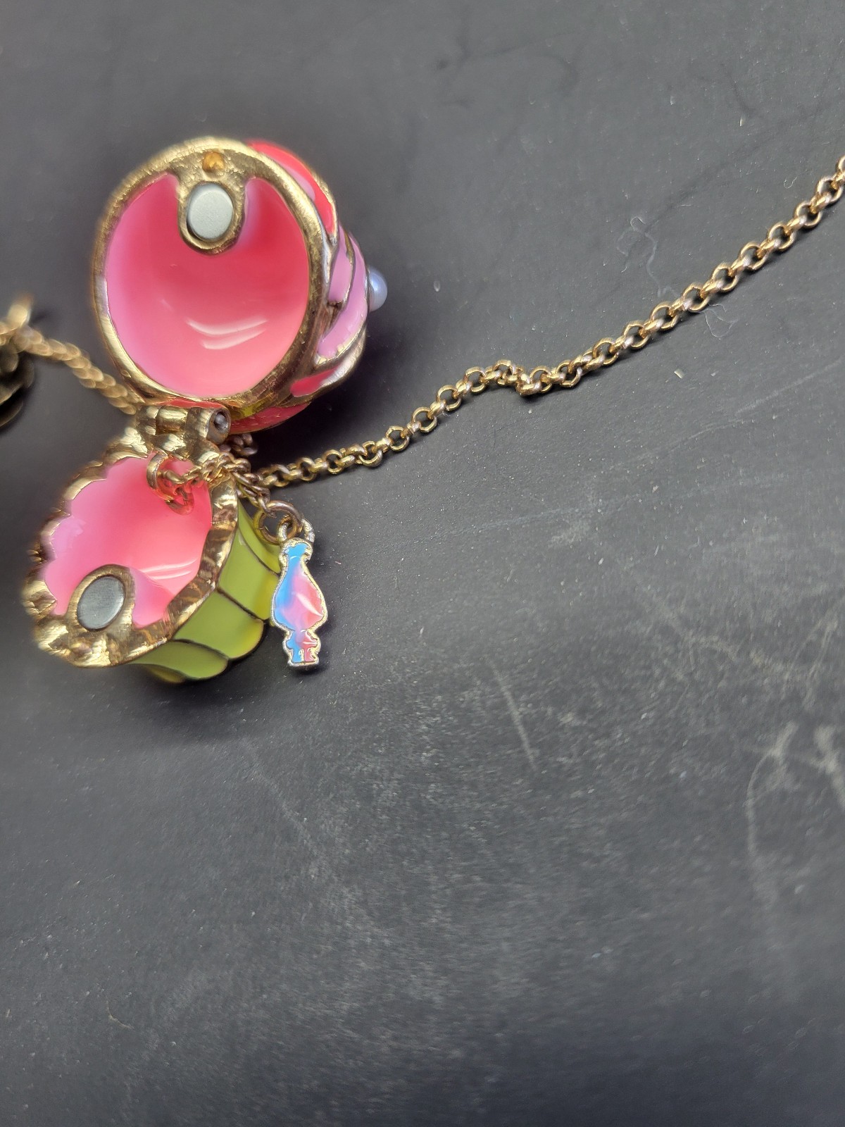 Betsey Johnson Metallic Xox Trolls Cupcake Pendant ** SEE DETAILS & PICS !! **