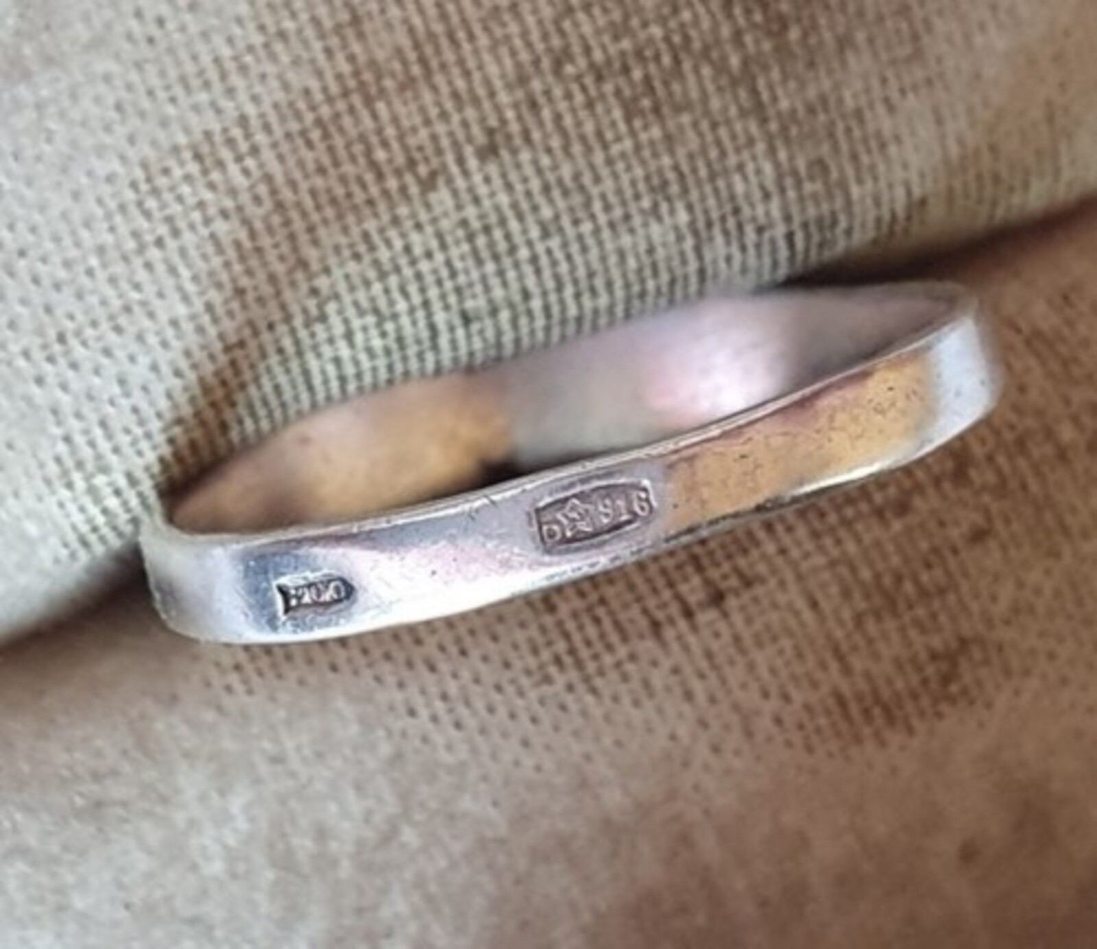Vintage Soviet USSR ring sterling silver 916 Size 8.5 Weight 1.95 g.