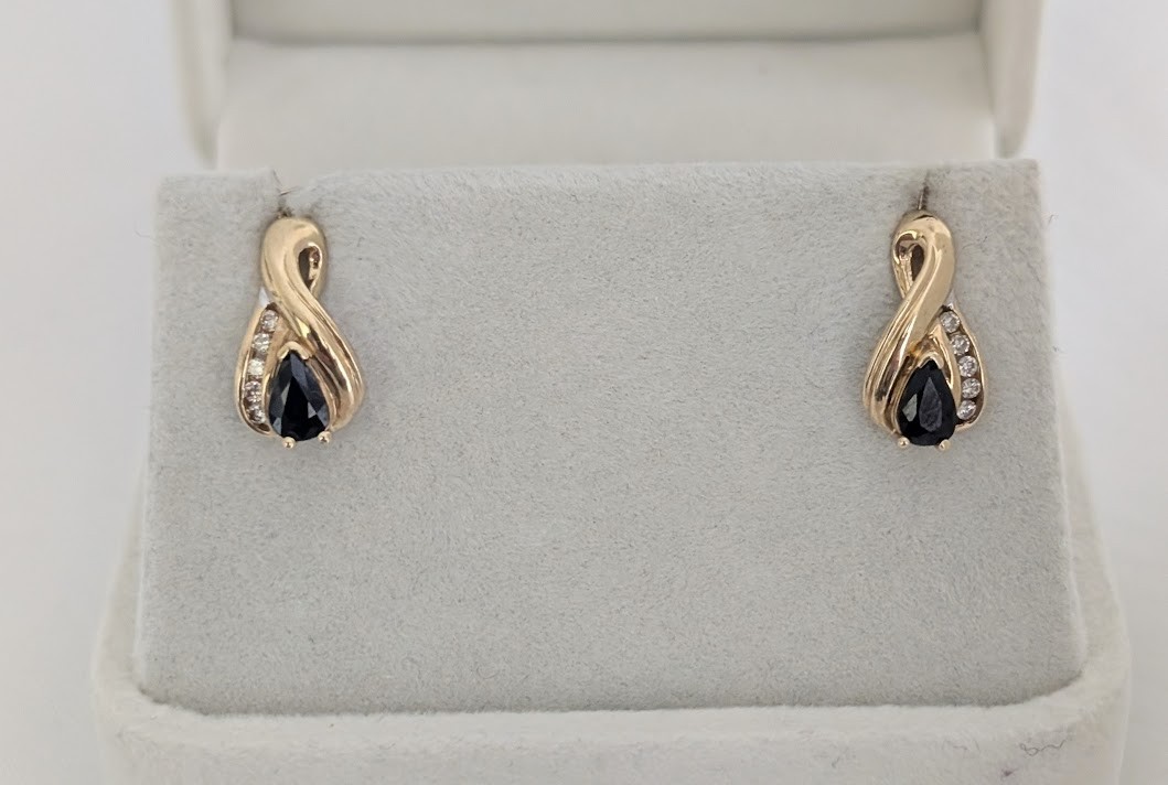 Sapphire & Diamond Earrings 10K 2.7 Grams Retail Price $1199 Make Me An Offer!