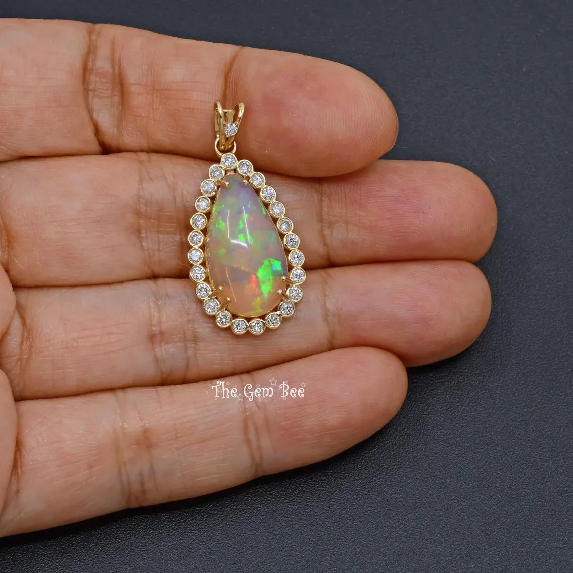 14k Yellow Gold 3.95CT Pear Shape Natural Opal 0.47CT Diamond Necklace Pendant