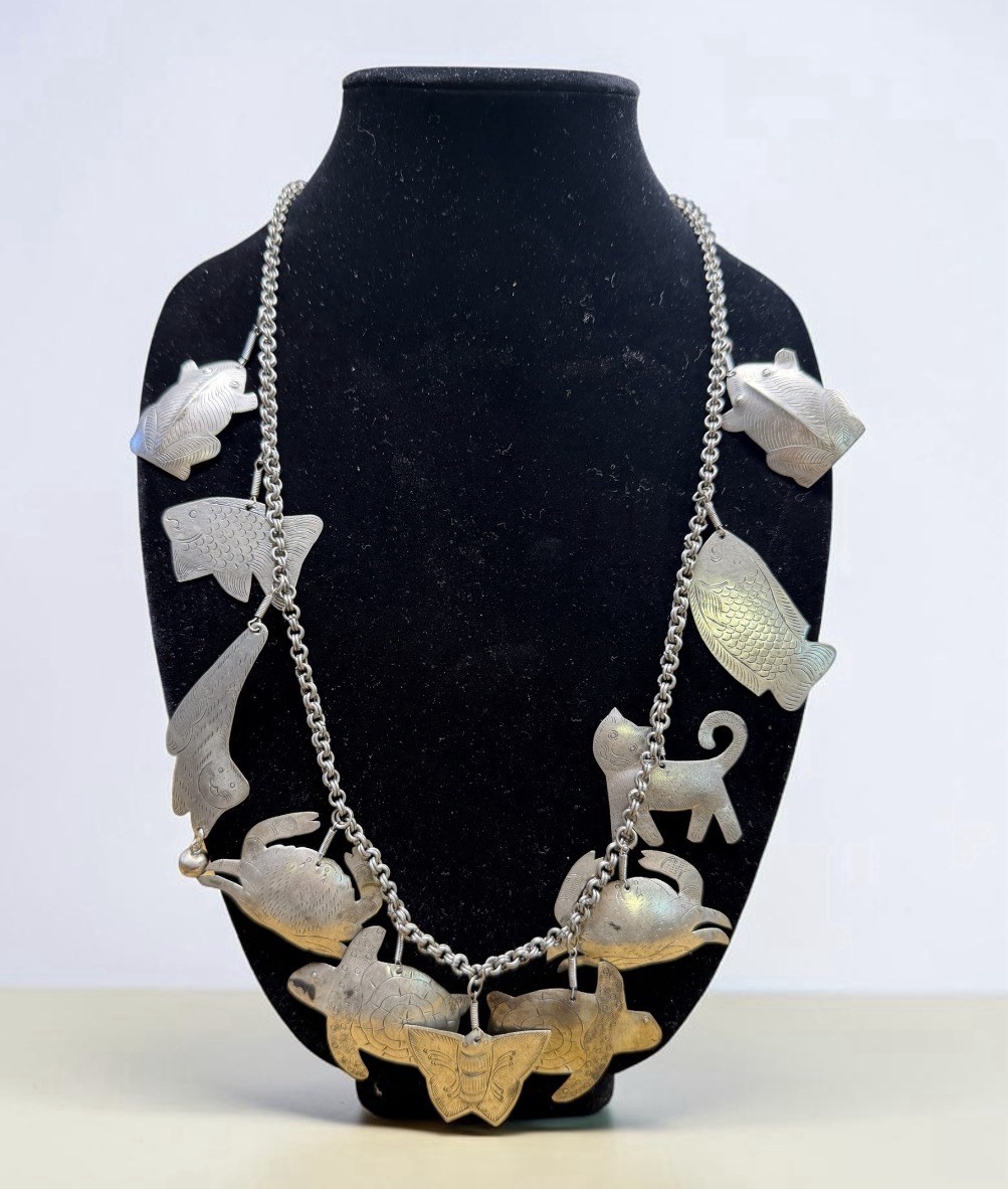 Vtg Thai style silver Necklace Fish, Crab. Cat Motif tribal coastal fun BOHO