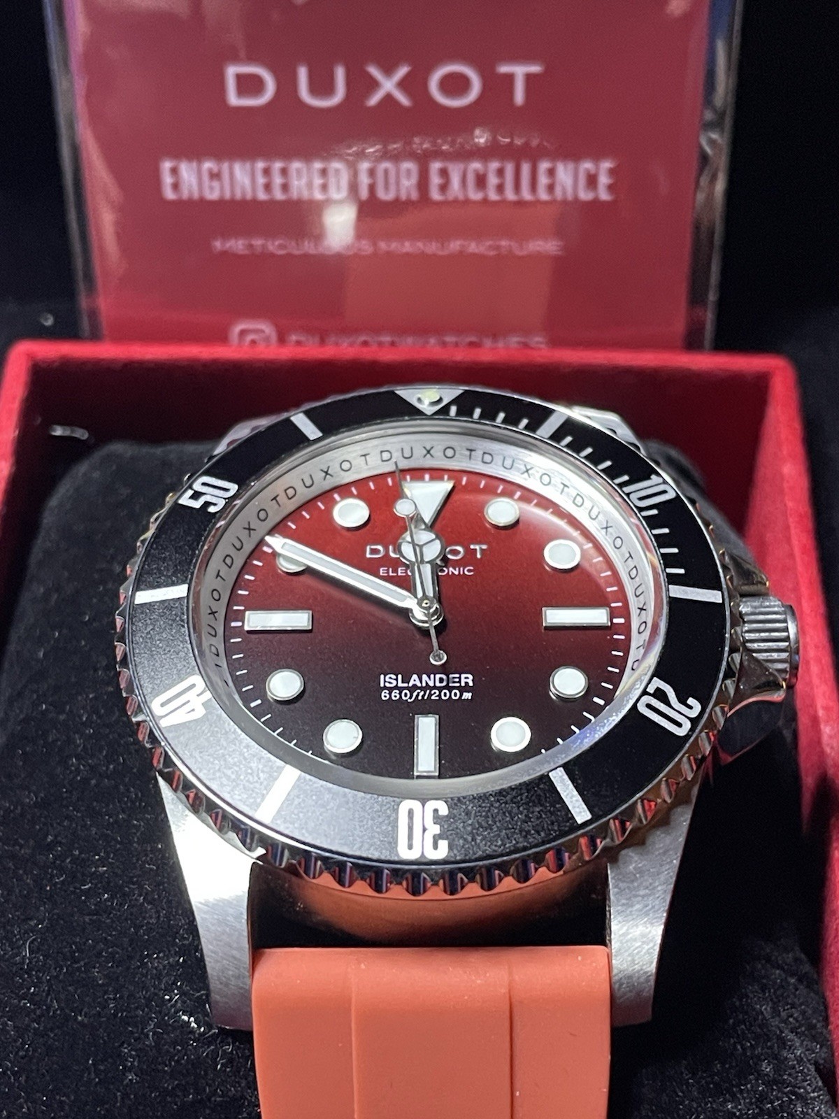 Duxot X Islander Atlantic Electronic Dive Watch With Degrading Red Dial 42mm